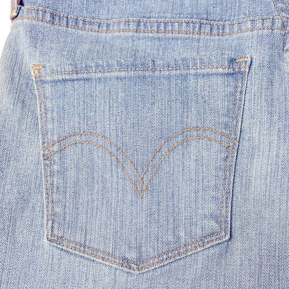 LEVI’S Classic Denim Jean Shorts size 8 - Picture 7 of 10